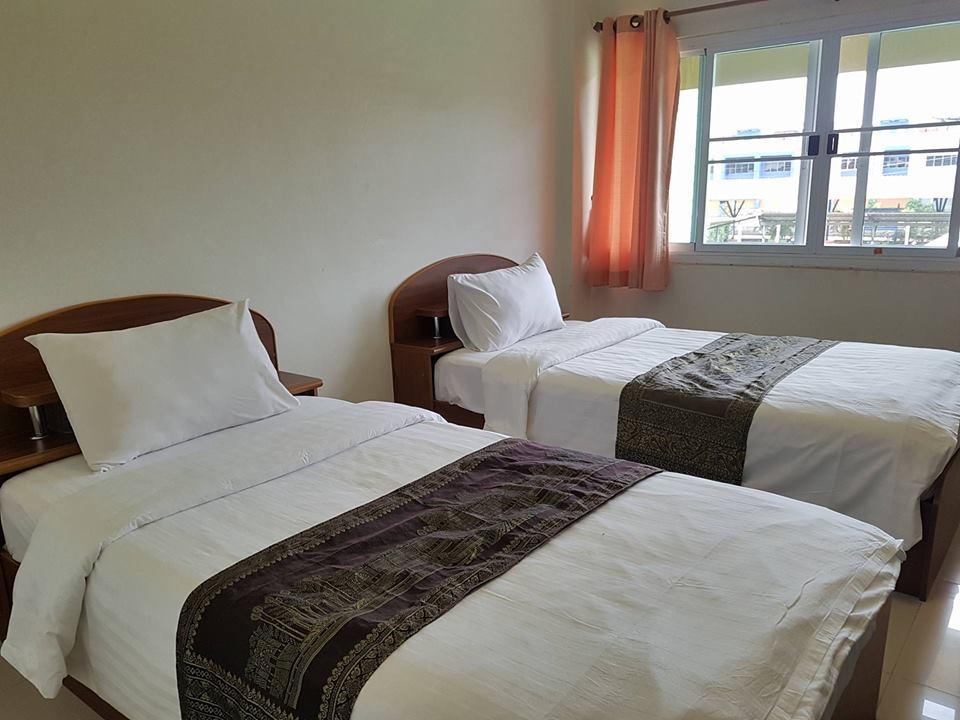 Jaroensin Place Buri Ram Exterior foto